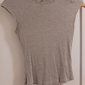 Gray Ribbed Women's Top
